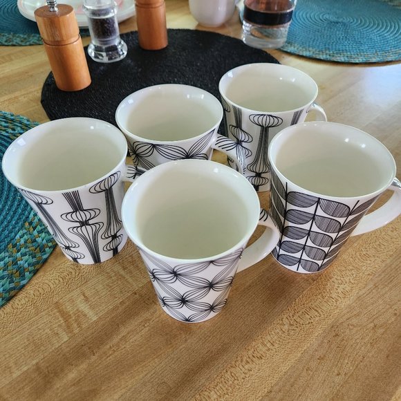 5 Coffee Mugs Black and White Modern Graphic Design 10 oz Kitchen Details - Picture 3 of 8